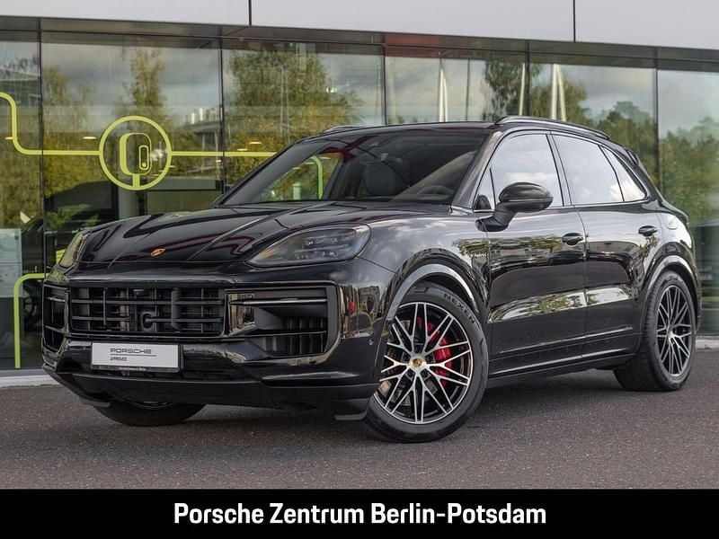 Negru Utilizat 2024 Porsche Cayenne S E-Hybrid SUV | 118.900 EUR - Imagine 1/1