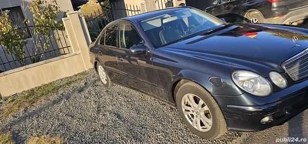 Utilizat 2004 Mercedes E200 Berlinǎ | 2.500 EUR - Imagine 1/4