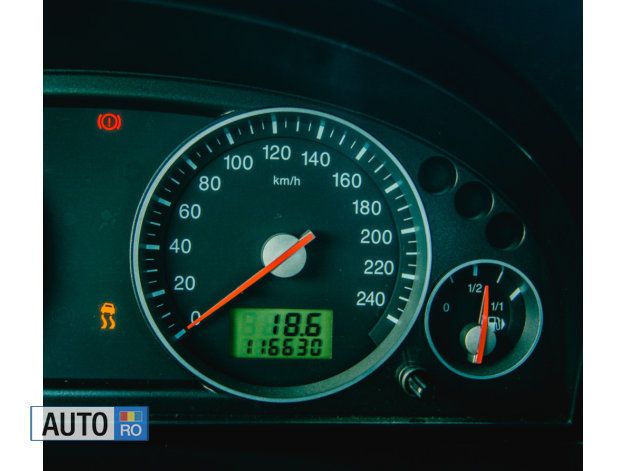 Second-hand Ford Mondeo Titanium X 145 CP (106 kW) 2006 Albastru Berlinǎ