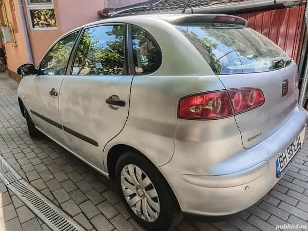 Second-hand Seat Ibiza 75 CP (55 kW) 2005 Argintiu Hatchback