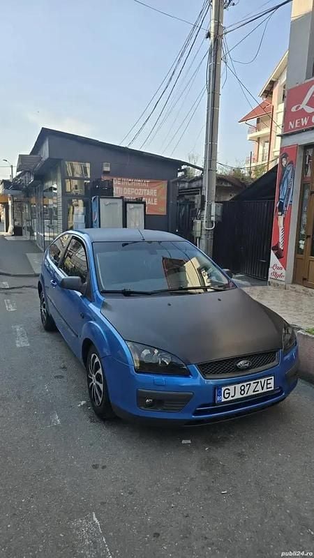 Utilizat 2005 Ford Focus Coupe | 1.699 EUR (Puțin scump) - Imagine 1/4