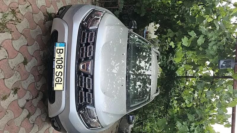 Argintiu Utilizat 2020 Dacia Duster SUV | 13.600 EUR (Preț OK) - Imagine 1/4