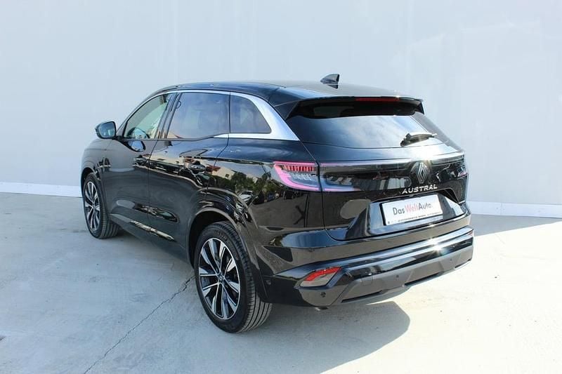 Second-hand Renault Austral Techno 158 CP (116 kW) 2024 Negru  metalic SUV