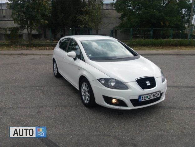 Second-hand Seat Leon 105 CP (77 kW) 2011 Alb Hatchback