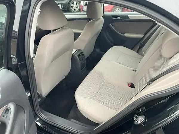 Second-hand VW Jetta 110 CP (80 kW) 2014 Berlinǎ