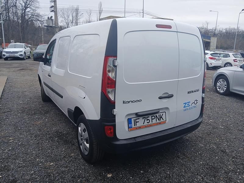 Second-hand Renault Kangoo 2021 Alb Monovolum