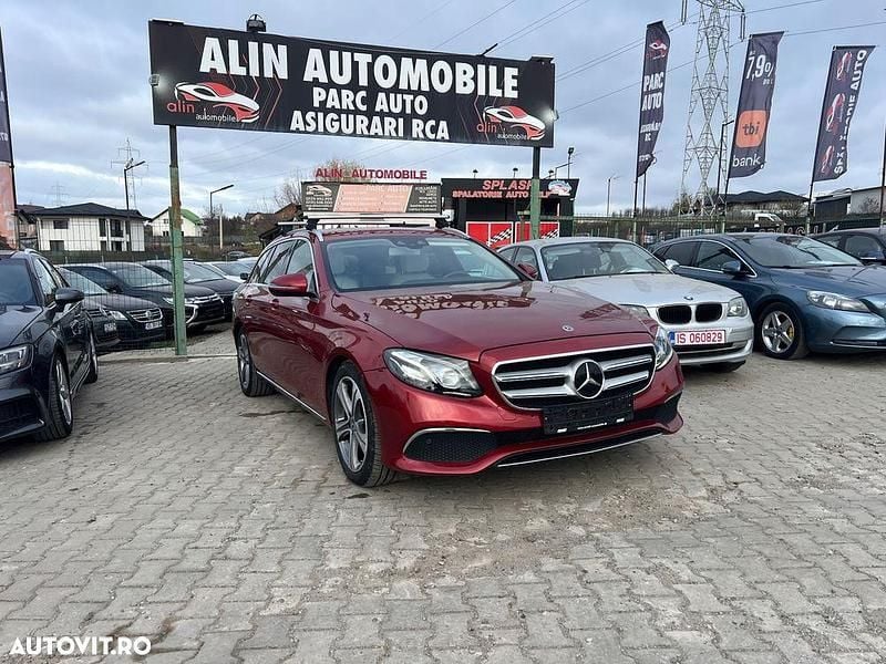 Culoarerosu Utilizat 2017 Mercedes E220 Break | 18.900 EUR (Super Preț) - Imagine 1/4