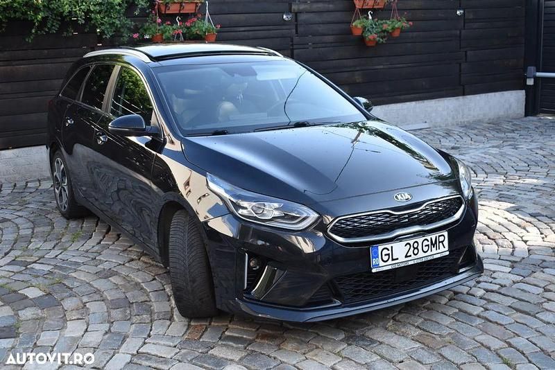 Negru Utilizat 2021 Kia Ceed Break | 16.335 EUR - Imagine 1/4