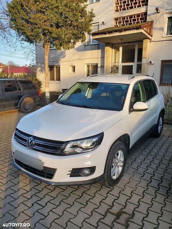 Culoarealb Utilizat 2012 VW Tiguan SUV | 9.000 EUR (Preț OK) - Imagine 1/4