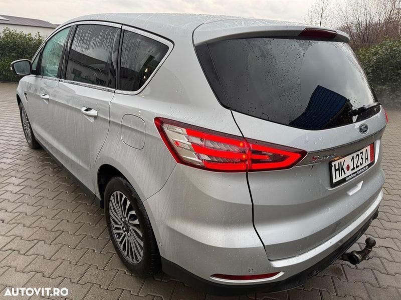 Second-hand Ford S-MAX Titanium 190 CP (139 kW) 2019 Culoareargint Monovolum
