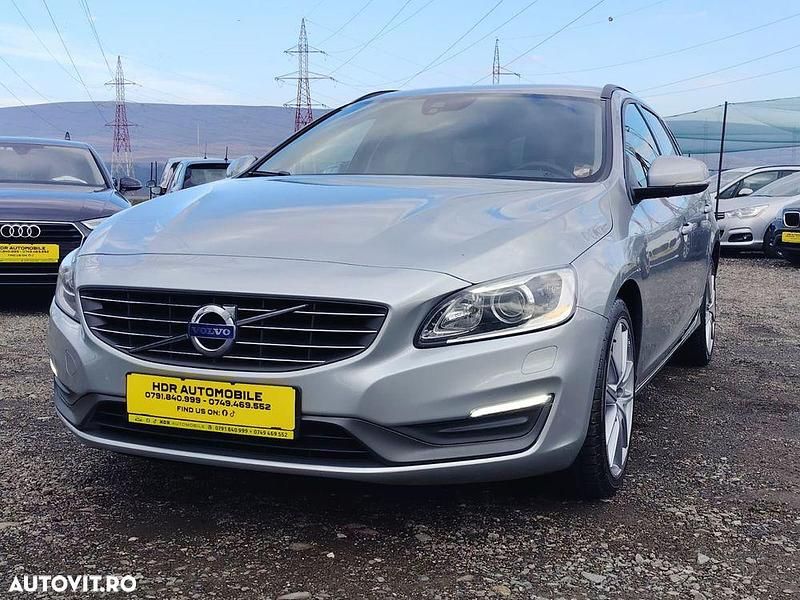 Culoaregri Utilizat 2013 Volvo V60 Break | 8.499 EUR (Puțin scump) - Imagine 1/4