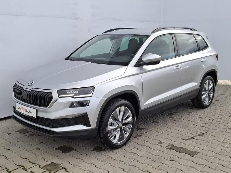 Argintiu metalic Utilizat 2023 Skoda Karoq Style SUV | 28.490 EUR (Preț OK) - Imagine 1/4