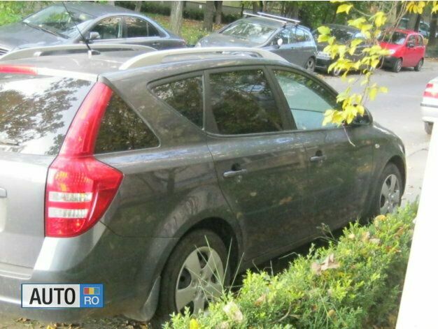 Gri Utilizat 2008 Kia Ceed Break | 4.000 EUR - Imagine 1/4