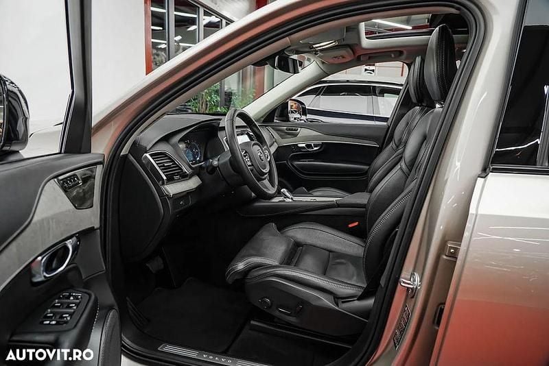 Second-hand Volvo XC90 Ultimate 235 CP (172 kW) 2023 Culoaregri SUV