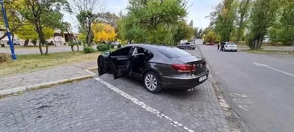 Utilizat 2013 VW Passat Coupe | 10.000 EUR (Preț OK) - Imagine 1/4