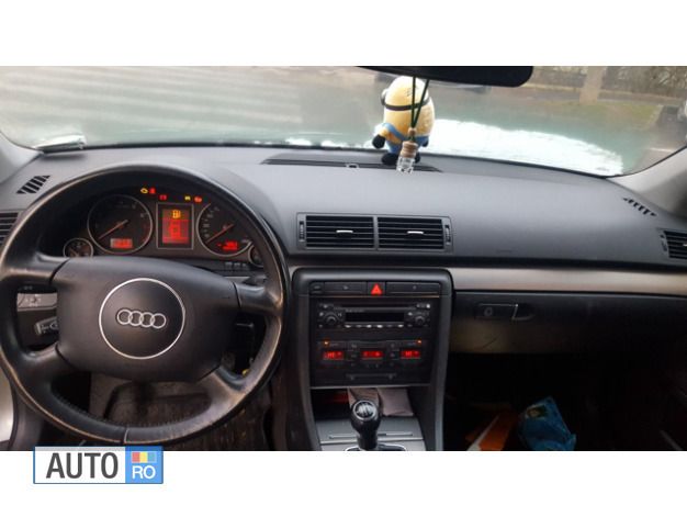 Argintiu Utilizat 2001 Audi A4 Berlinǎ | 2.600 EUR - Imagine 1/3