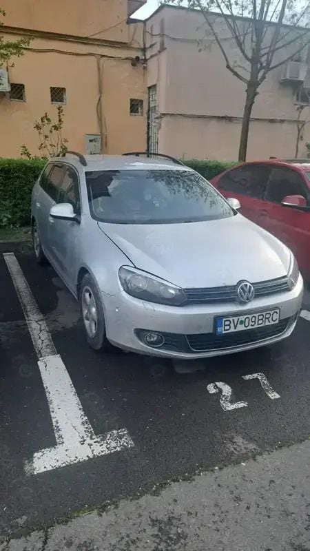 Gri Utilizat 2010 VW Golf VI Break | 3.800 EUR (Preț OK) - Imagine 1/4