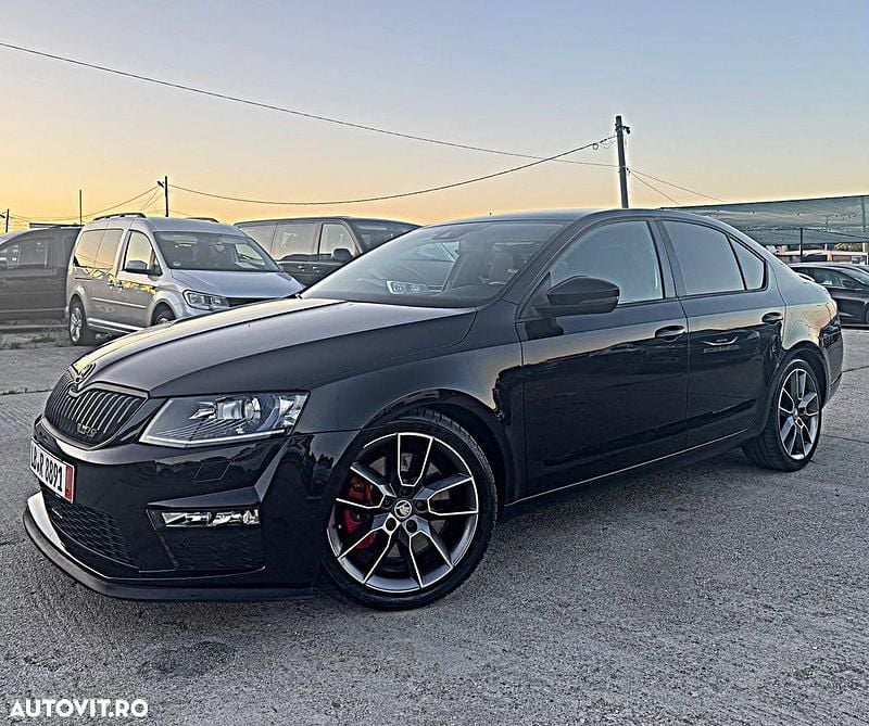 Negru Utilizat 2016 Skoda Octavia RS Berlinǎ | 12.690 EUR (Preț OK) - Imagine 1/4