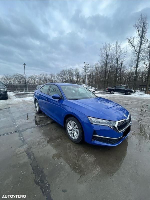 Second-hand Skoda Octavia 115 CP (84 kW) 2025 Culoarealbastru Berlinǎ