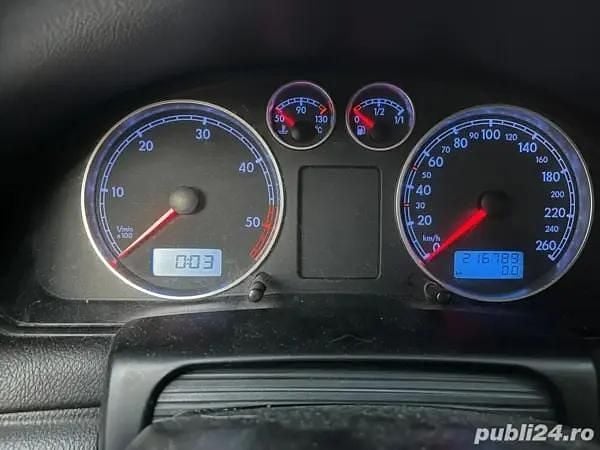Verde Utilizat 2001 VW Passat Break | 8.500 EUR - Imagine 1/4