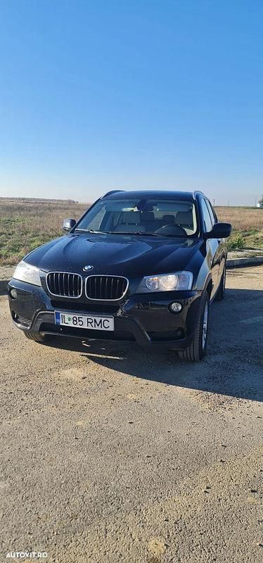 Culoarenegru Utilizat 2011 BMW X3 SUV | 9.490 EUR (Preț OK) - Imagine 1/4