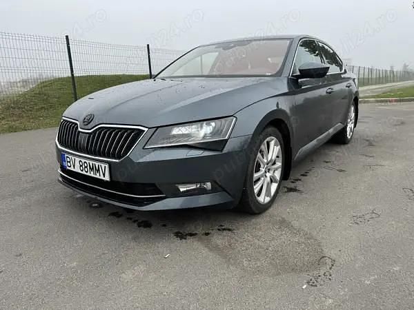Utilizat 2017 Skoda Superb Berlinǎ | 13.500 EUR - Imagine 1/4