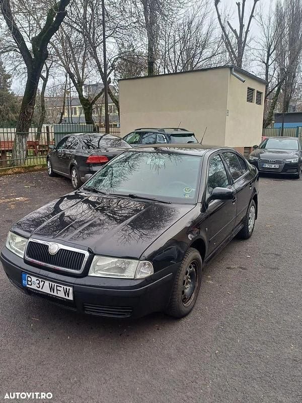 Second-hand Skoda Octavia 101 CP (74 kW) 2009 Culoarenegru Berlinǎ