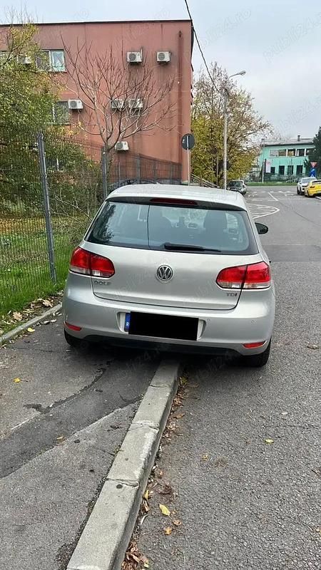 Second-hand VW Golf VI 105 CP (77 kW) 2011 Hatchback