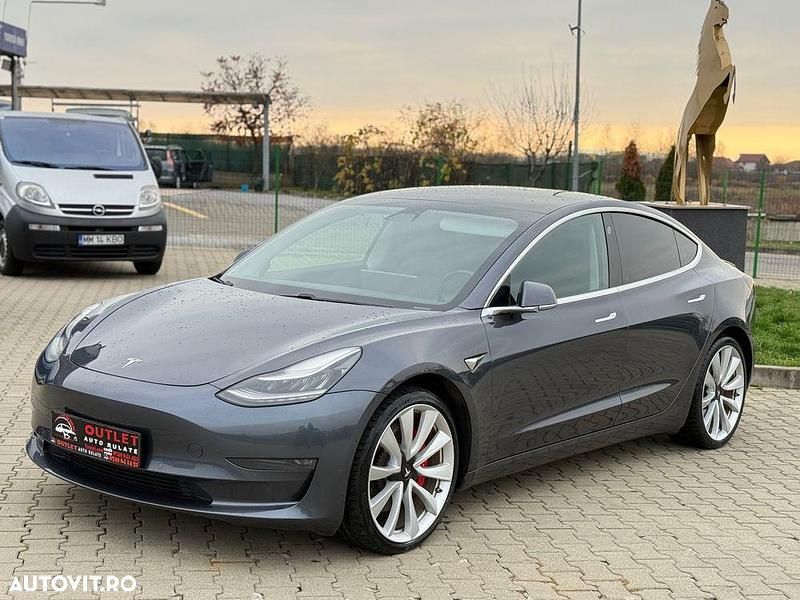 Culoaregri Utilizat 2019 Tesla Model 3 Berlinǎ | 21.990 EUR (Preț OK) - Imagine 1/4