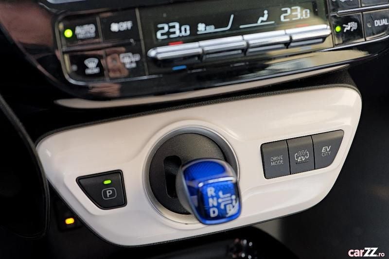 Second-hand Toyota Prius 2018 Berlinǎ