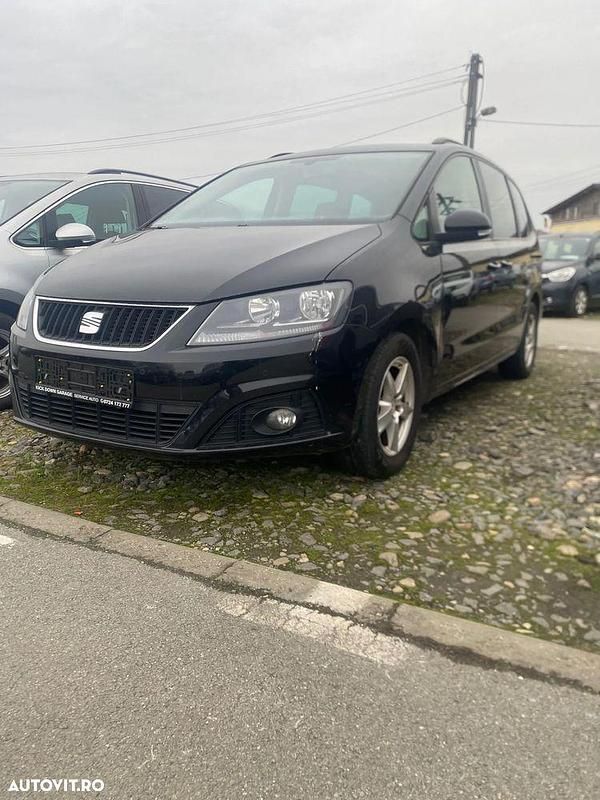 Culoarenegru Utilizat 2011 Seat Alhambra Monovolum | 6.600 EUR (Preț OK) - Imagine 1/4