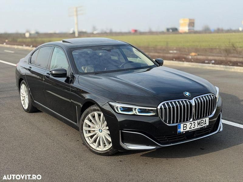 Culoarenegru Utilizat 2021 BMW 740 Comfort Edition Berlinǎ | 51.500 EUR (Scump) - Imagine 1/4