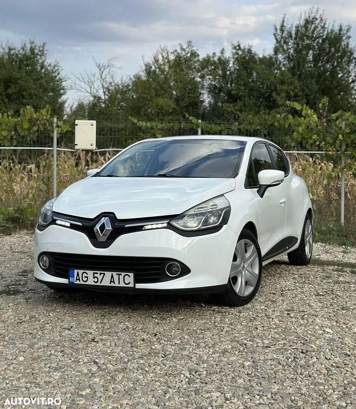 Culoarealb Utilizat 2016 Renault Clio IV Hatchback | 5.850 EUR (Preț OK) - Imagine 1/4