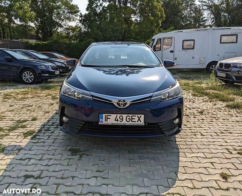 Culoarealbastru Utilizat 2017 Toyota Corolla Terra Berlinǎ | 10.750 EUR (Super Preț) - Imagine 1/4