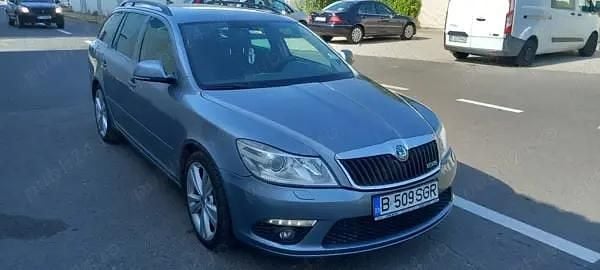 Gri Utilizat 2013 Skoda Octavia vRS Break | 5.999 EUR (Preț bun) - Imagine 1/4