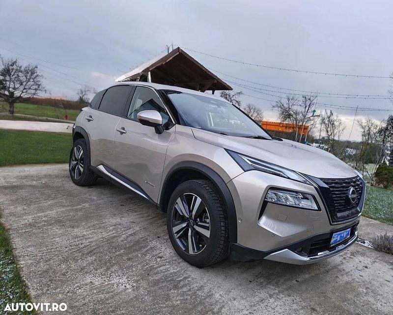 Second-hand Nissan X-Trail Tekna 158 CP (116 kW) 2024 Culoarebej SUV