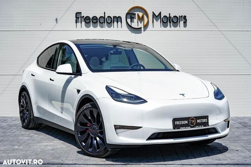Alb Nouă 2024 Tesla Model Y Performance SUV | 50.838 EUR (Scump) - Imagine 1/4
