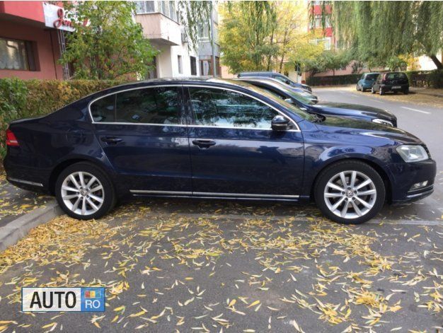 Albastru Utilizat 2011 VW Passat Berlinǎ | 11.499 EUR (Scump) - Imagine 1/4