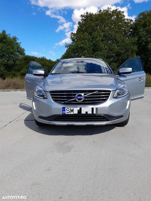 Culoaregri Utilizat 2016 Volvo XC60 Summum SUV | 16.350 EUR (Super Preț) - Imagine 1/4