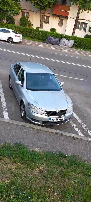 Gri Utilizat 2011 Skoda Octavia Berlinǎ | 5.000 EUR (Preț OK) - Imagine 1/4