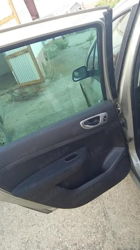 Utilizat 2005 Peugeot 307 | 500 EUR (Super Preț) - Imagine 1/4