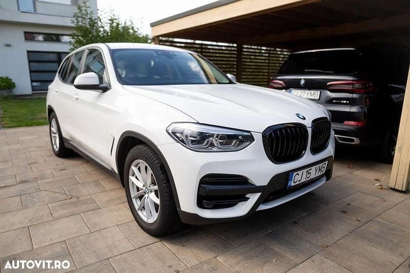 Culoarealb Utilizat 2021 BMW X3 Luxury Line SUV | 30.333 EUR (Super Preț) - Imagine 1/4