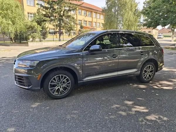 Gri Utilizat 2018 Audi Q7 SUV | 29.000 EUR - Imagine 1/4