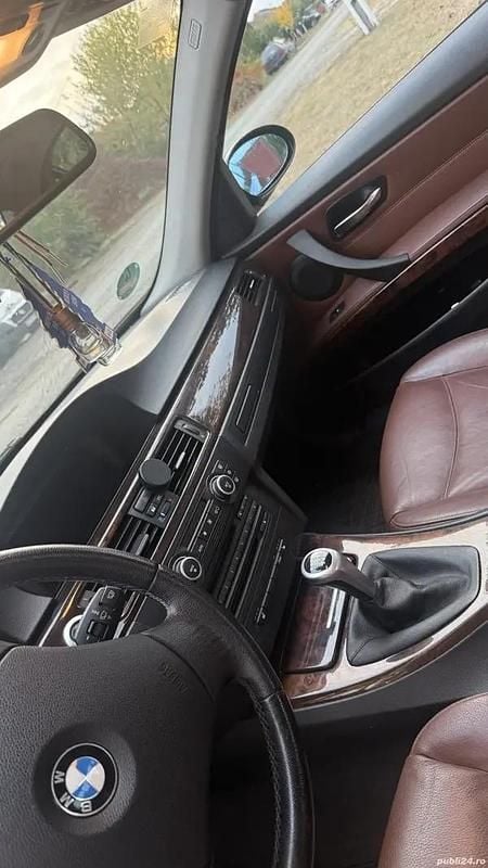 Second-hand BMW 320 177 CP (130 kW) 2008 Berlinǎ