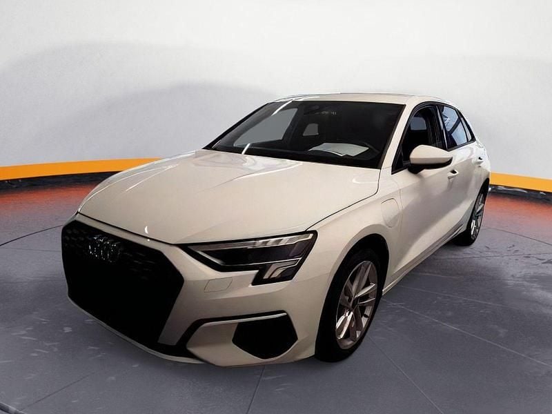 Utilizat 2022 Audi A3 Sportback e-tron Berlinǎ | 27.248 EUR - Imagine 1/1