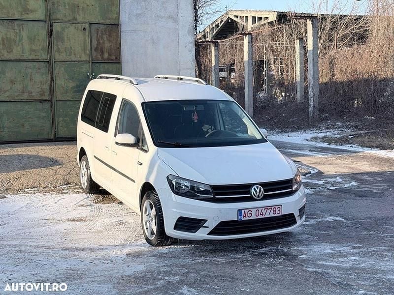 Second-hand VW Caddy Maxi Trendline 102 CP (75 kW) 2019 Culoarealb Monovolum