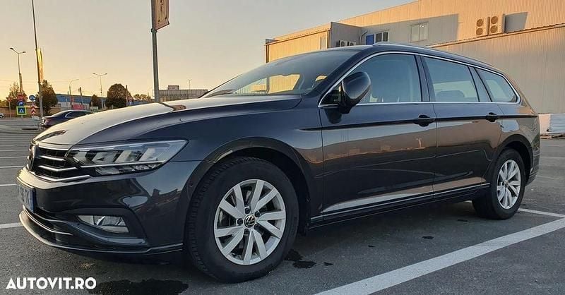 Culoaregri Utilizat 2023 VW Passat Business Break | 14.980 EUR (Super Preț) - Imagine 1/4