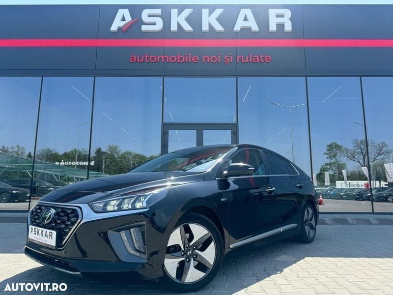 Negru Utilizat 2020 Hyundai Ioniq Berlinǎ | 16.899 EUR - Imagine 1/4