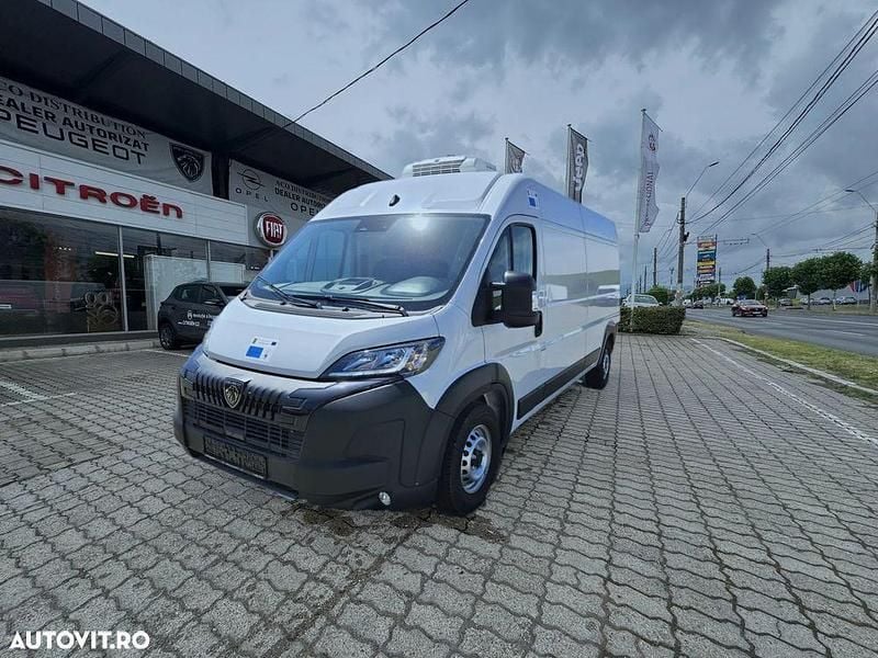 Alb Nouă 2025 Peugeot Boxer Van | 35.587 EUR - Imagine 1/4