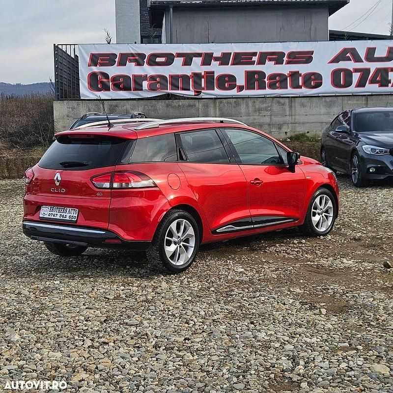Second-hand Renault Clio GrandTour LIMITED 90 CP (66 kW) 2016 Culoarerosu Break
